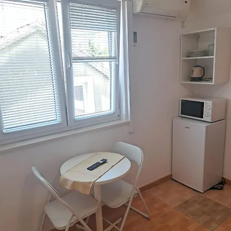 Diki Gostinjska kuća
