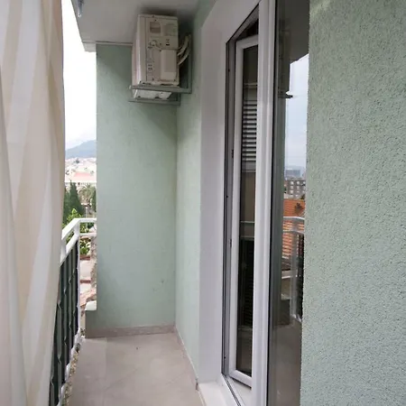 Gostinjska kuća Diki 3*