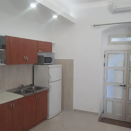 Diki Guest house *