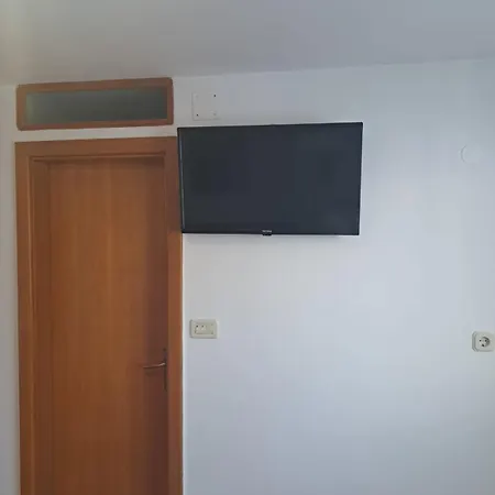 Diki Guest house *