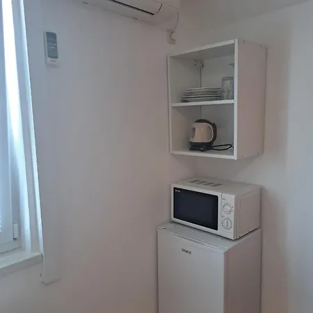 Diki Макарска