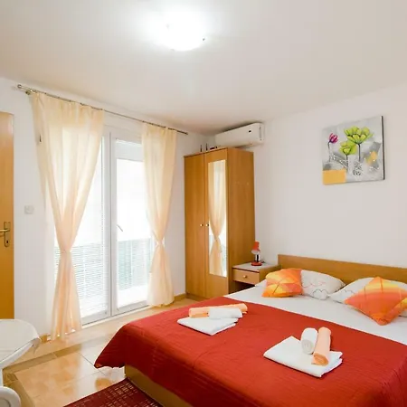 Guest house Diki