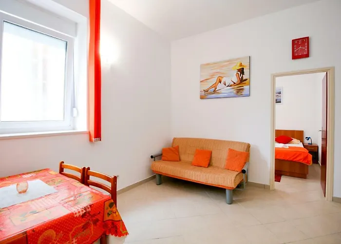Gostinjska kuća Diki 3*