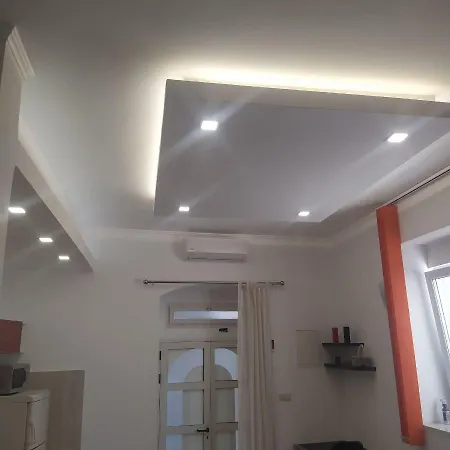 招待所 Diki 马卡尔斯卡