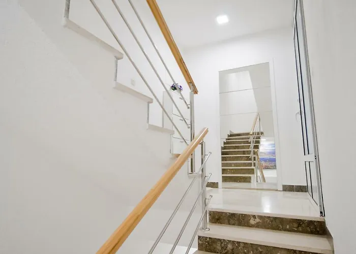 Gasthuis Diki Makarska